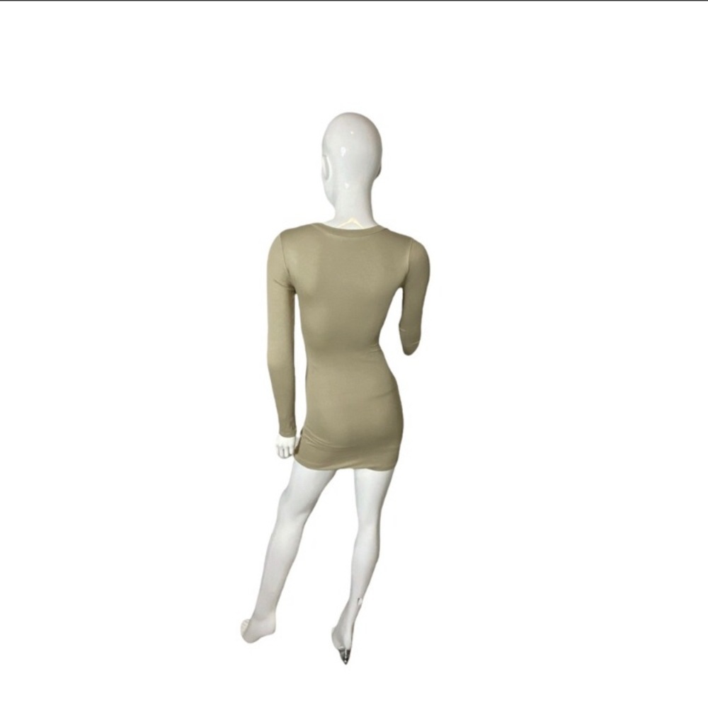 Olivaceous Henley dress Small - Picture 3 of 3